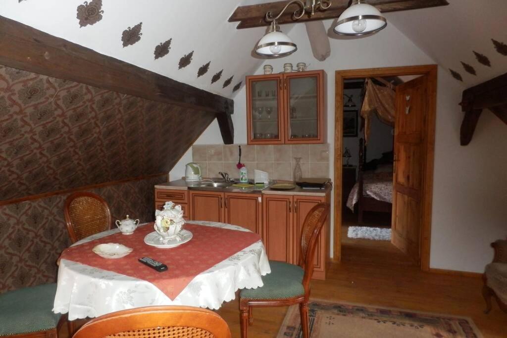Zamecek Zdiky - Knizeci Apartman Bujanov Екстер'єр фото